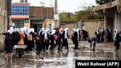 تصویر آرشیف: دختران دانش آموز در کابل 