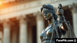 Iustitia, zeita romană a Justiției.