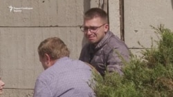 Блиски на загинатите во Полтава, Украина, ги идентификуваат жртвите од рускиот ракетен напад