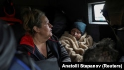 Лише два бюро, які опікуються мігрантами, надали 3,75 мільярда доларів через партнерські організації