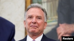 «Зараз ми розглянемо альтернативні варіанти повернення заручників додому та спробуємо створити стабільніше середовище для народу Гази», – написав він у соцмережі Х