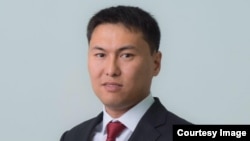 Асхат Осмонов.