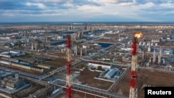 НПЗ у Волгограді, Росія, архівне фото
