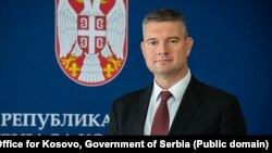 Zyrtari serb, Igor Popoviq. 