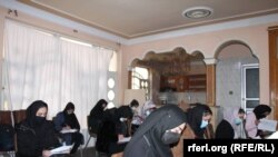 صنف آموزش ربات‌ساز ی در هرات