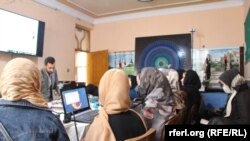 صنف آنلاین آموزش ربات‌سازی در هرات