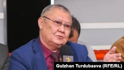 Токон Мамытов.