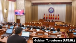 Зал заседаний Жогорку Кенеша. 