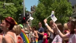 ЛГБТИ на Балканот - како да се излезе од плакарот