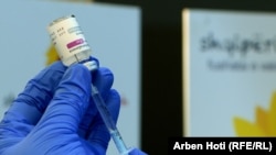 Статистично значуща ефективність вакцини AstraZeneca – 79 відсотків у запобіганні симптоматичному перебігові COVID-19