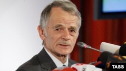 Лідер кримськотатарського народу Мустафа Джемілєв