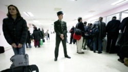 Habarçy: Gelmek üçinem, gitmek üçinem para bermeli