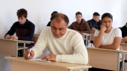 Elev la 39 de ani. Povestea mediatorului comunitar din satul Chetrosu 