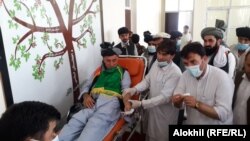 د خوست والي افغان ځواکونو ته خپله وینه هدیه کړه.