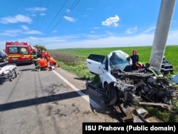 Impactul în accidentul din 7 mai a fost atât de puternic, încât motorul a zburat la câțiva metri de stâlp.