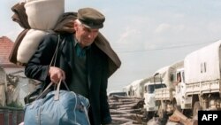 Civili napuštaju Hrvatsku, maj 1995. godine