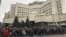 Протести під Конституційним Судом проти рішення КСУ скасувати е-декларування 