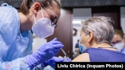 Vaccinarea în căminele de bătrâni se ridică la un procent de peste 80%, dar în rândul populației generale de peste 60 de ani de abia depășește 25%.