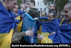 Тұтқын алмасу нәтижесінде оралған украин жауынгерлері. 19 сәуір, 2025 жыл.