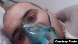 „Azi se fac cinci luni de când nu mai este”, îmi spune Alida Carla. „Păcat. El a salvat vieți. Dar nu a putut fi salvat EL. E dureros.”