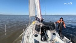 د برازیل یوې ښځې په کښتۍ کې زرګونه کيلوميټره سفر په یوازې سر څنګه وکړ؟