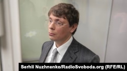 Розмір застави Дмитра Крючкова залишився незмінним: 7 мільйонів гривень – замість 346 мільйонів, про які клопотали прокурори.
