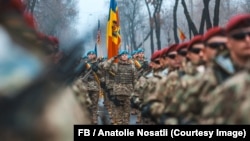 Militari moldoveni participă la parada de la București de Ziua Națională a României, 1 decembrie 2025
