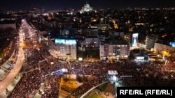 ბელგრადის ერთ-ერთი ცენტრალური ქუჩა, 15 მარტი, საპროტესტო აქცია