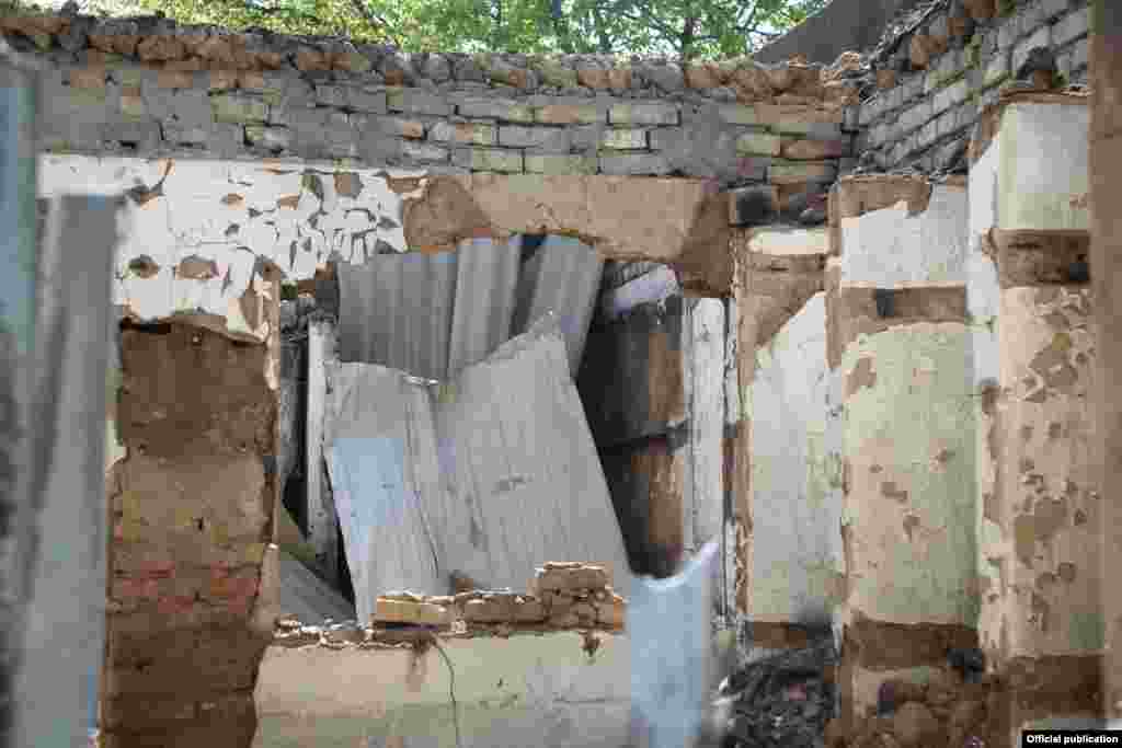 Исфара районундагы Чорку айыл өкмөтүнүн Кожалы (Хожаи Аъло) айылы, 2-май, 2021-жыл.