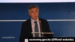 د قزاقستان د صدراعظم مرستیال سیرک ژومانګارین