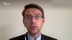 Европа Биримдиги: Эки коңшу чек араны тынч жол менен жөнгө салсын