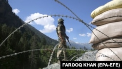 Блокпост индийской армии в союзной территории Джамму и Кашмир вблизи "Линии контроля", фактической границы с Пакистаном
