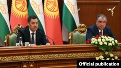 Садыр Жапаров и Эмомали Рахмон.