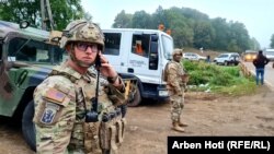 Pjesëtarë të KFOR-it në Jarinjë. Fotografi nga arkivi.
