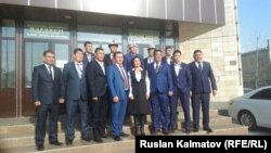 Шаардык кеңештин депутаттары.