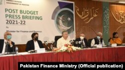 تصویر آرشیف : نهاد های مالی پاکستان متهم شده بودند که از گروه های تروریستی حمایت می کنند.