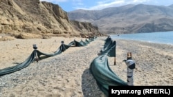 Пляж Меганом у бухті Капсель. Крим, березень 2025 року