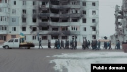 Кадр из фильма "Обломки света"