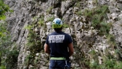 Climb Again - Primul centru de terapie prin escaladă din Europa. Sportivii care depășesc imposibilul