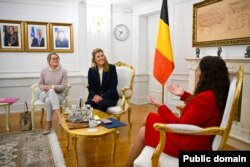 Presidentja e Kosovës, Vjosa Osmani në takim me ministret belge.