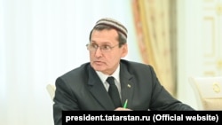 Raşid Meredow 2001-nji ýylyň iýul aýyndan bäri Türkmenistanyň daşary işler ministri wezipesinde işleýär.