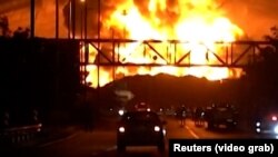 Пожежа внаслідок удару Ізраїлю по передмістю Тегерана. Іран, 15 червня 2025 року