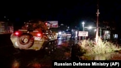 Карабах - Российские миротворцы въезжают в Степанакерт, 12 ноября 2020 г.