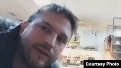 "Адам укуктары боюнча эл аралык федерация" (FIDH) эл аралык укук коргоо уюмунун PR-менежери Рафаил Лопухин