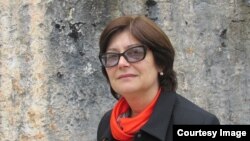 Изида Чаниа