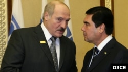 Türkmenistanyň we Belarusyň prezidentleri Gurbanguly Berdimuhamedow we Aleksandr Lukaşenka