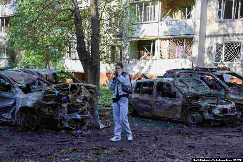 Уламки впали у подвір’ї будинку, була пошкоджена будівля дитячого садочка