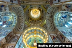 Interiorul Catedralei Naționale