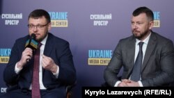 Дикретор НАБУ Семен Кривонос та керівник САП Олександр Клименко виступили із пресконференцією після ухвалення документа (архівне фото)