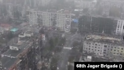 Покровськ у тумані, зйомка з українського дрона, листопад 2025 року